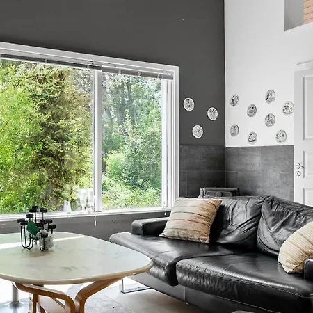 4 Bedroom Cozy In Rodby Holiday home