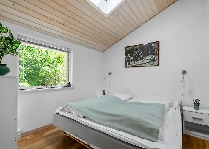 4 Bedroom Cozy In *