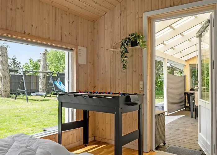 4 Bedroom Cozy In